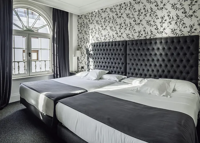 Hotel Lopez De Haro